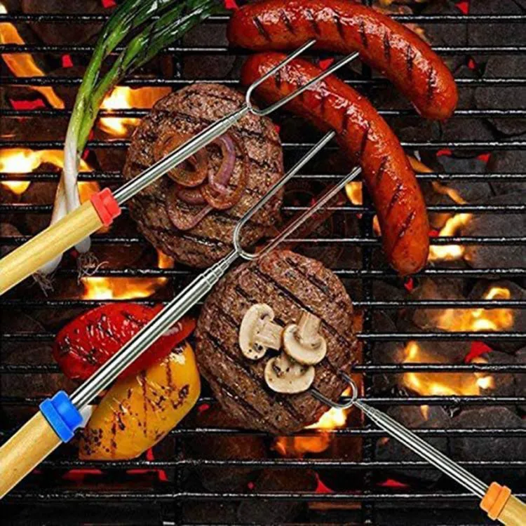 1124-7 Retractable Wooden Stick Marshmallow BBQ Fork, Spsc: Zipper Bag