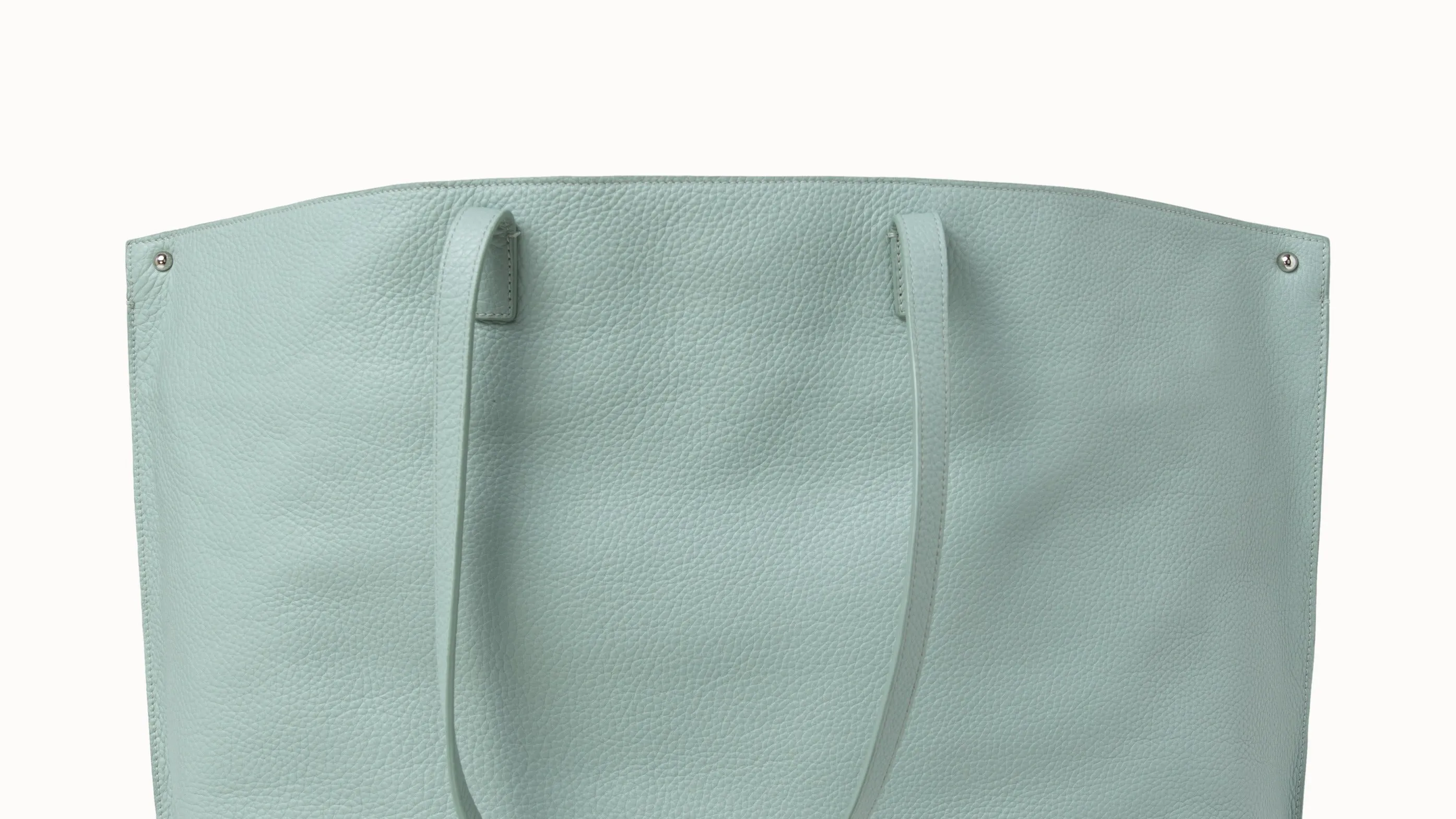 Ai Medium Shoulder Tote