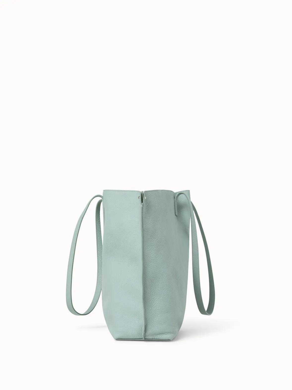 Ai Medium Shoulder Tote