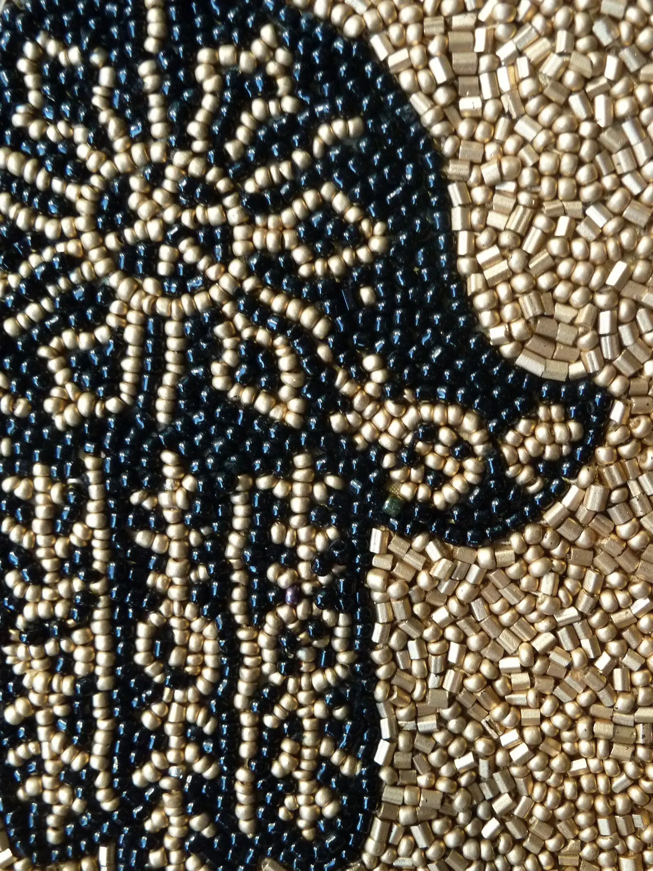 Beaded Wrist Bag Hamsa Black Or Gold