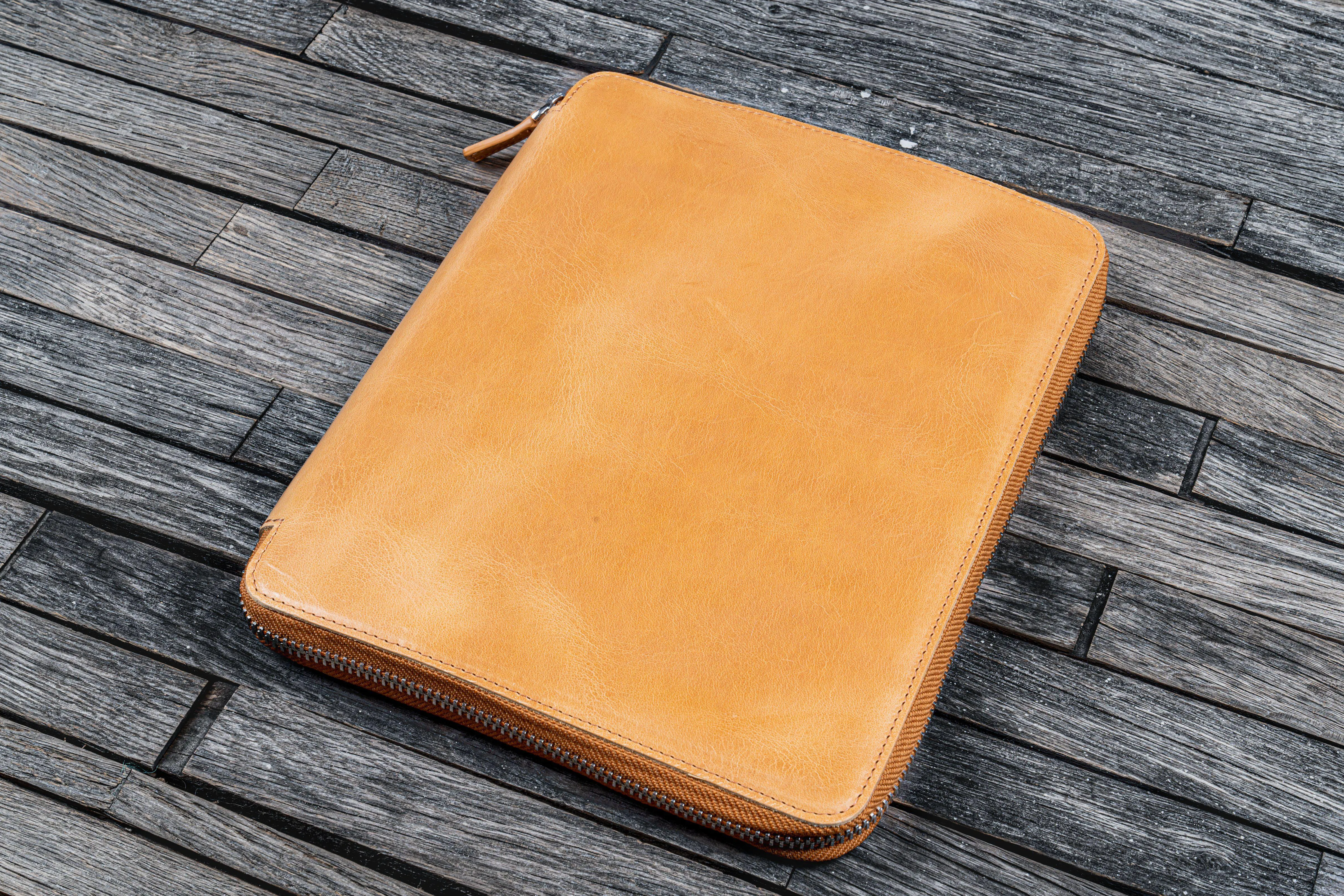 Leather Zippered Leuchtturm1917 B5 & Extra Large Moleskine Folio - Crazy Horse Honey Ochre