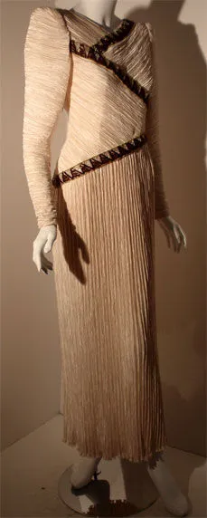 MARY MCFADDEN 1990s Cream Evening Gown with Beading Size 6