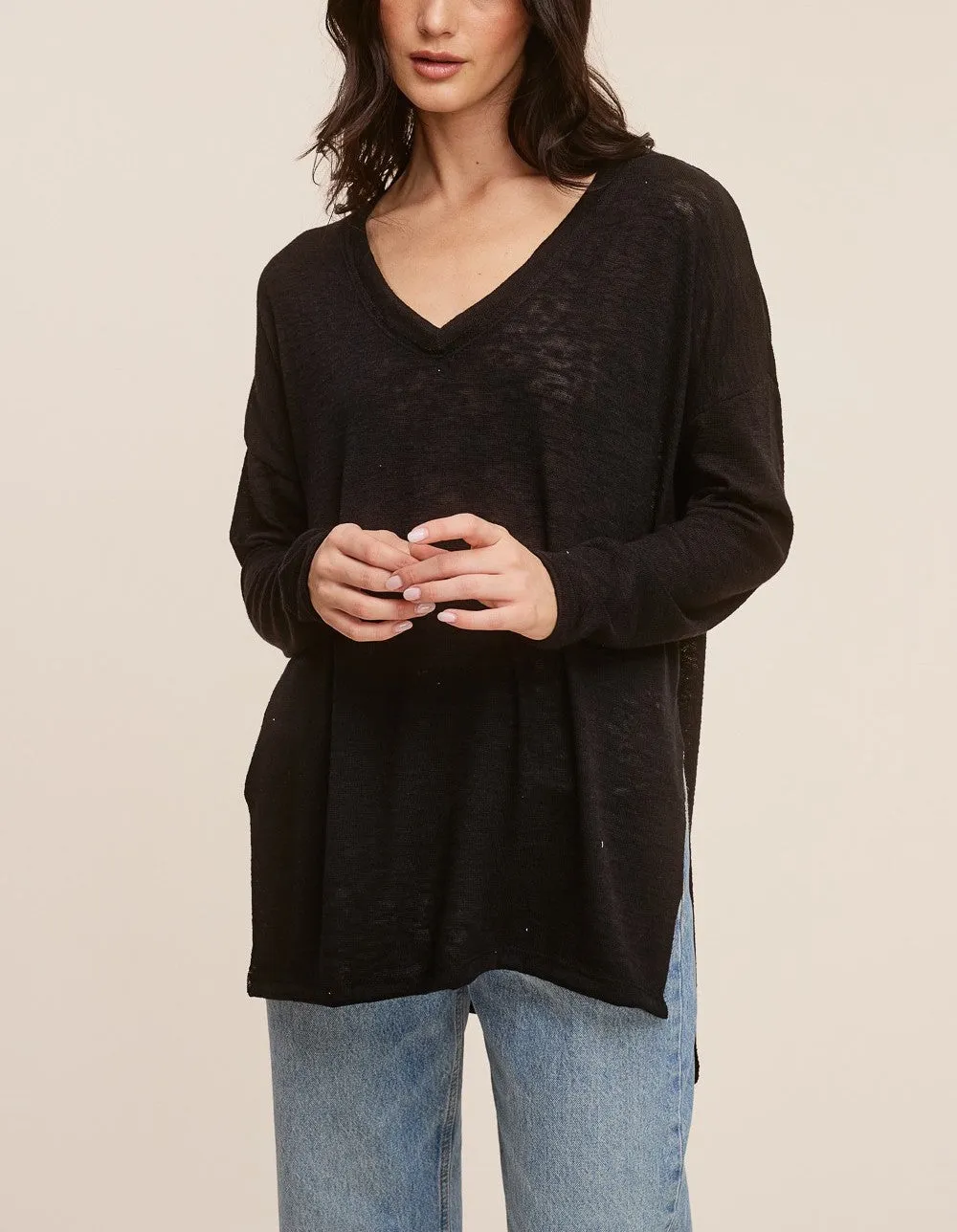 Raquel V-Neck Long Sleeve Top